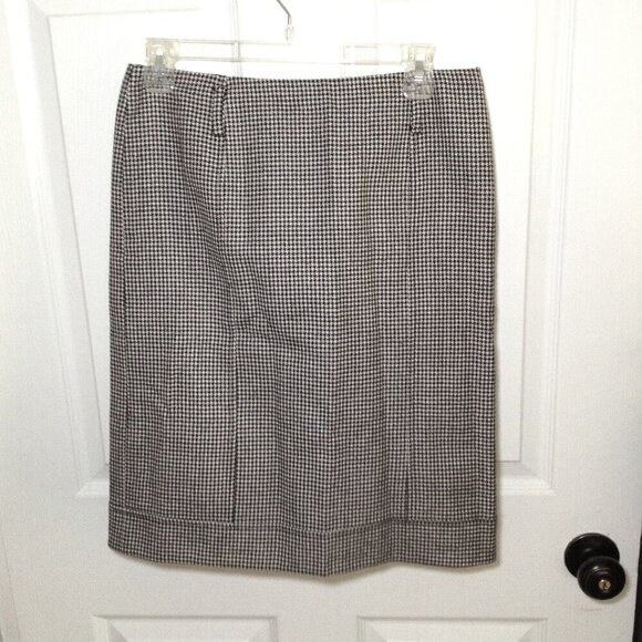 Talbot's Wool/Viscose Skirt; "4", Collegiate, Professional, Corporate, Classic - Picture 1 of 5
